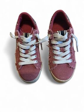 ShuShop Kids Lace-Up Sneakers in burgundy